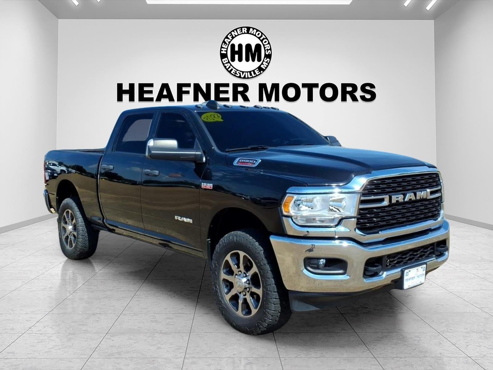 2022 RAM 2500 Tradesman Crew Cab SWB 4WD in Black — front three-quarter view