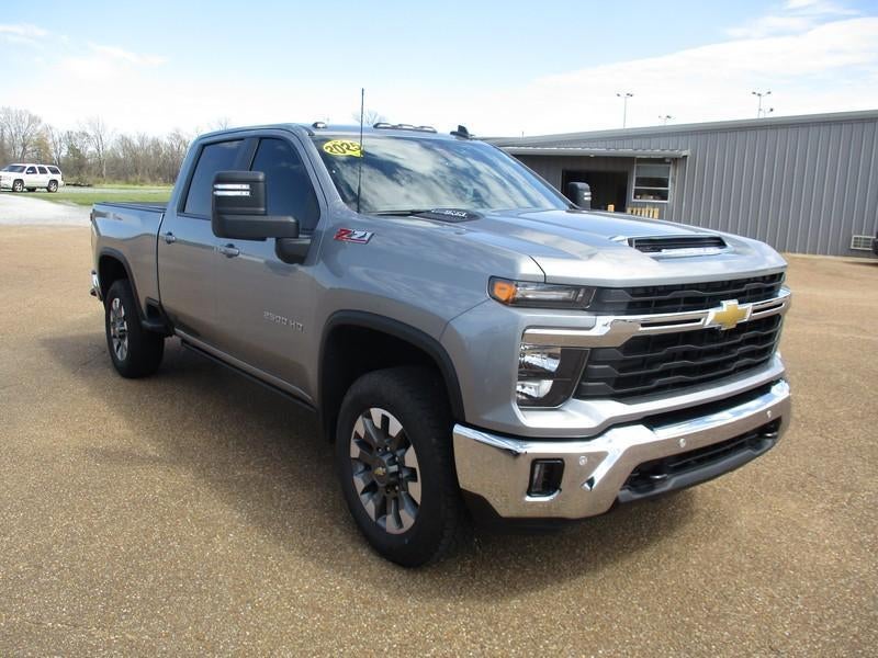 2025 Chevrolet Silverado 2500HD LT Crew Cab Long Box 4WD in Gray — front three-quarter view